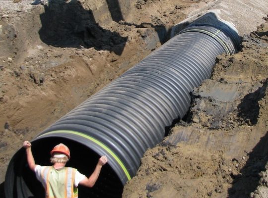 Making pipe from recycled plastic to reduce plastic waste - Drainage ...